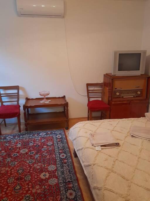 Emese Vintage * Targu Mures